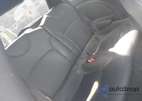 2013 Mini Hardtop Cooper z USA, uszkodzony, nr VIN WMWSU3C53DT689023